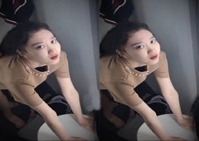 เด็กชายเก่าของน้องสาวของเขาเล่นกับแฟนเก่ากินน้องสาวเสมอ