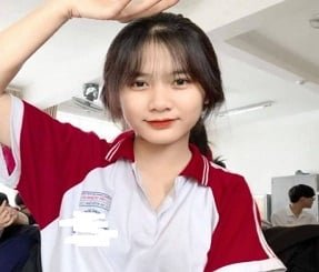 นางแบบบ้าสองคนถูกทรมานจนจบ